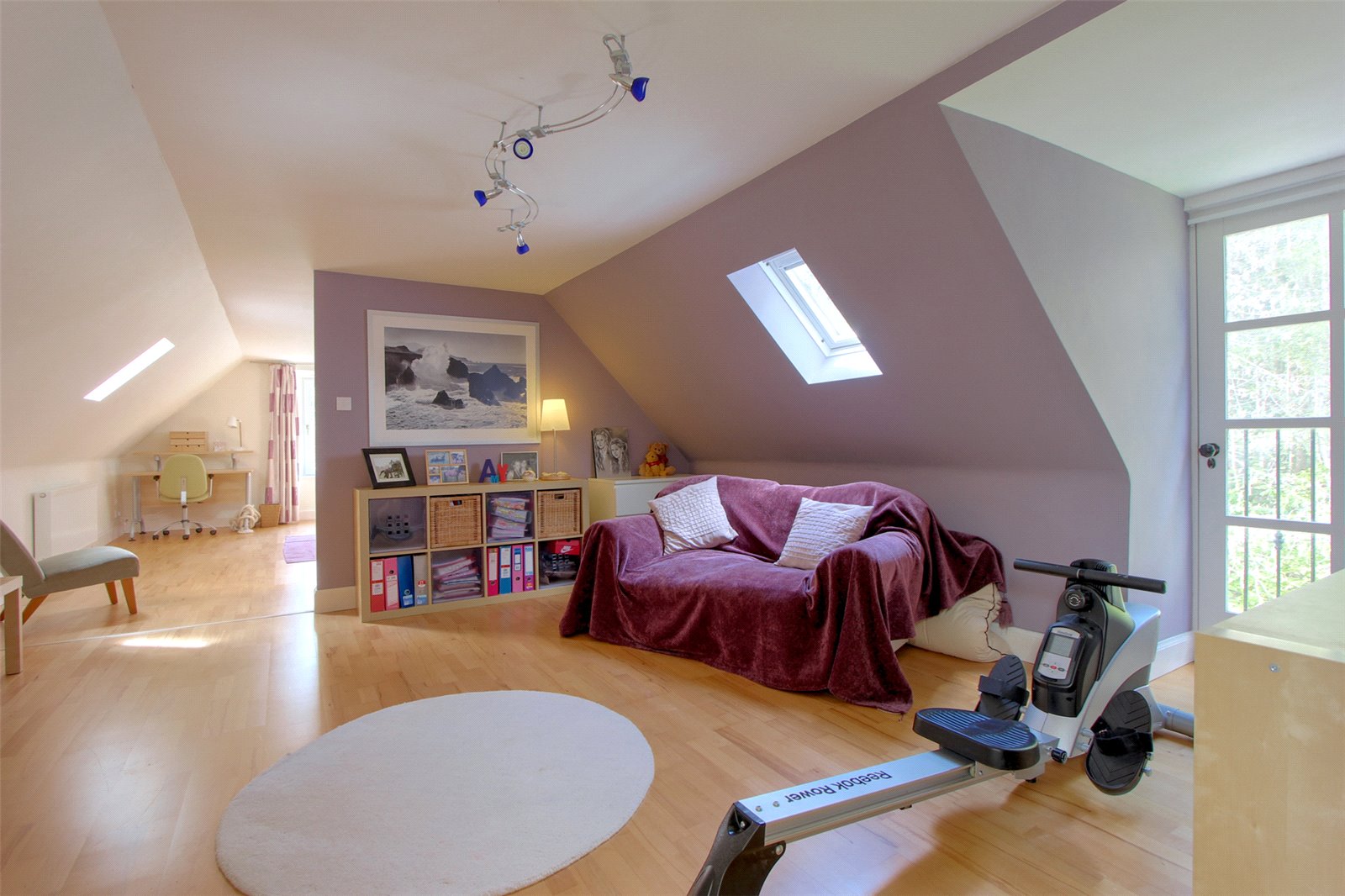 Wing Accomodation