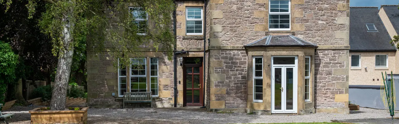 Stunning Georgian property for sale in attractive Scottish Borders town: Mansefield 008