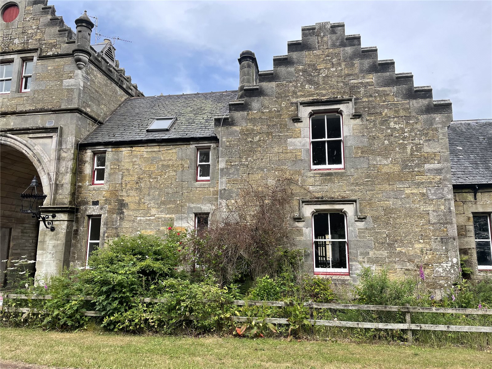 Crawford Priory