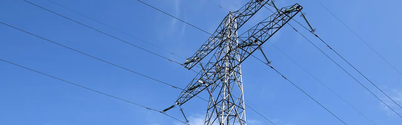 Biosecurity fears for farming land along overhead cable route: High Voltage 4354865 1280