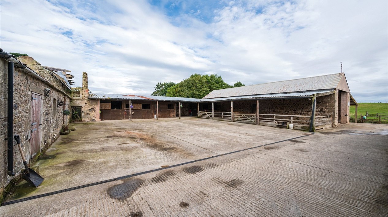 Stables/Yard