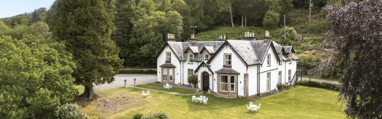 Award-winning luxury Highland lodge overlooking Loch Ness: Foyers Lodge 1