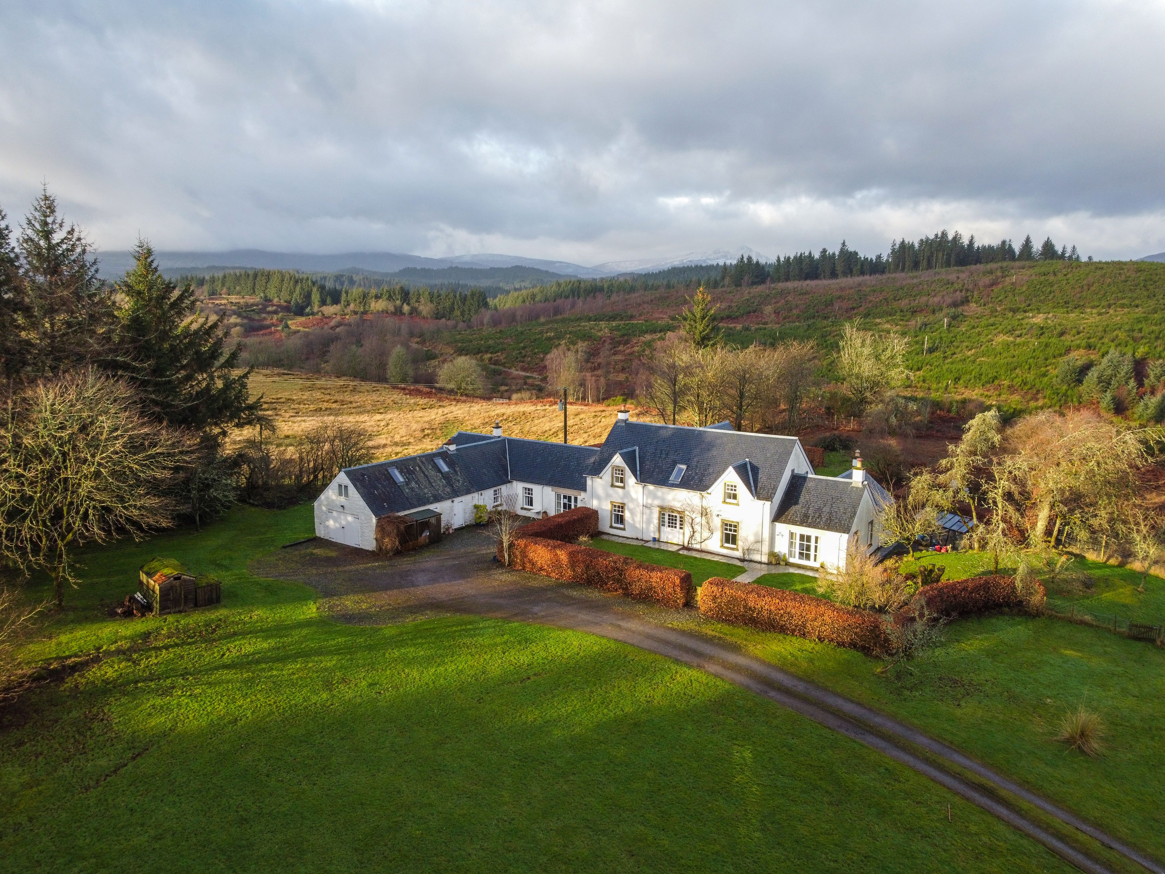 An image of Gartloaning, a rural property in Stirlingshire, from the sky