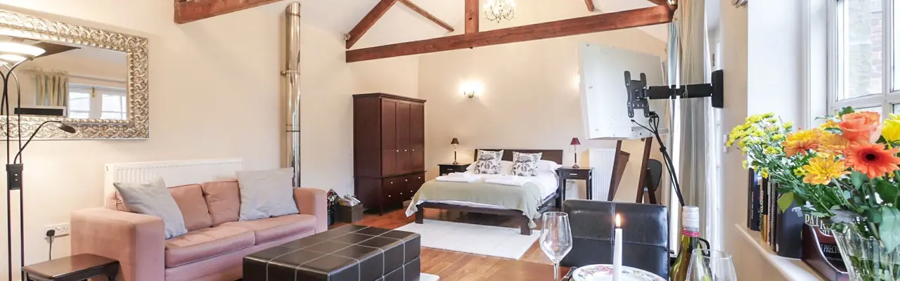 Superb gate lodge with four bedrooms and annexe now available to rent : The Lodge At Brokenheugh Annex 3