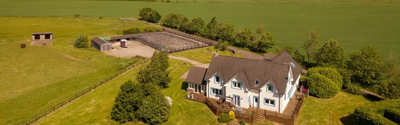 Superb Perthshire home with paddocks, stables and riding area: Bellwood House 1 (Large)