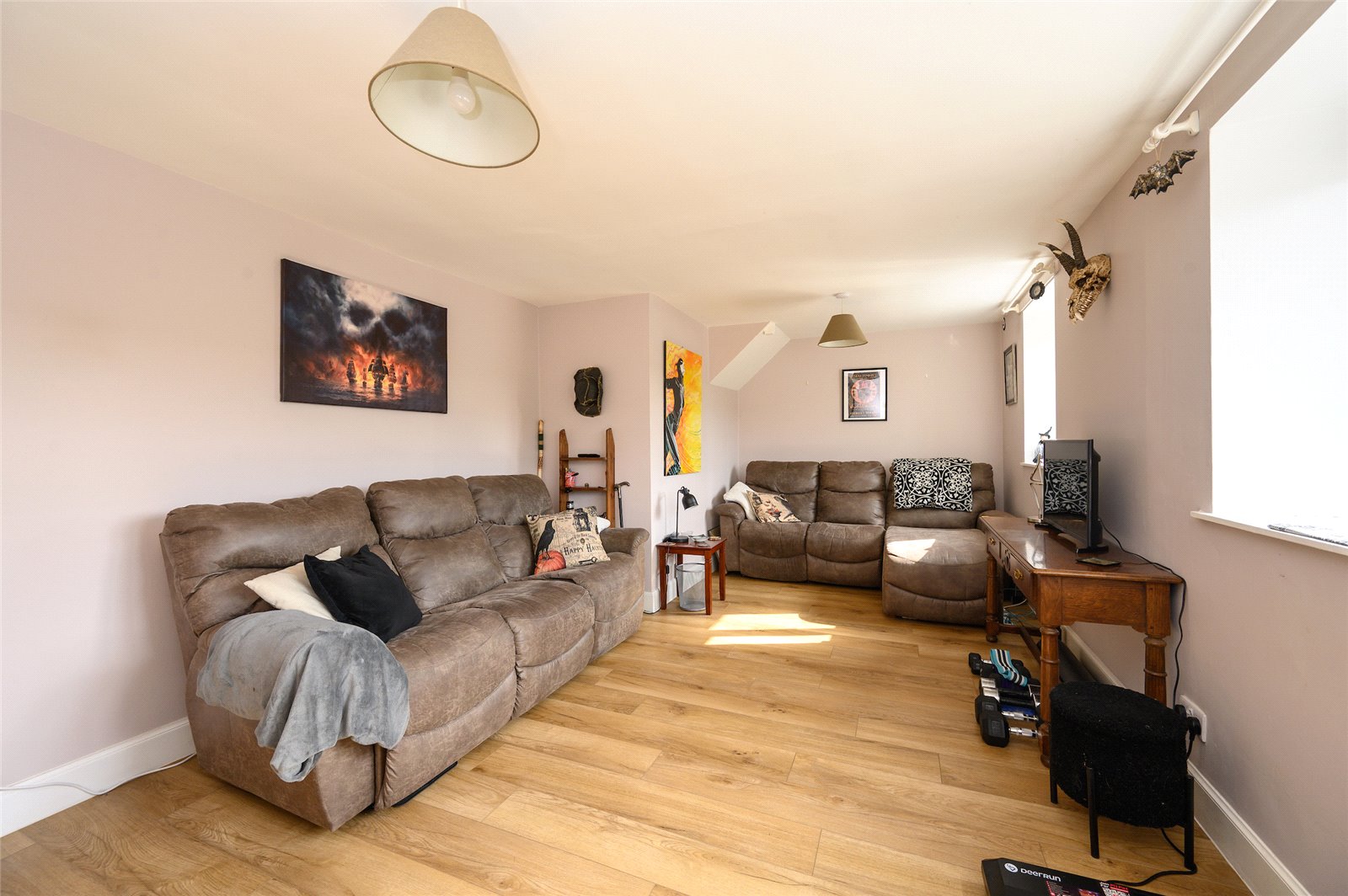 Lounge/Bedroom 3
