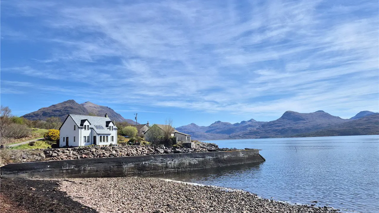  Trio of waterfront properties offer superb lifestyle amidst stunning scenery: Carnalean For Sale Through Galbraith 3