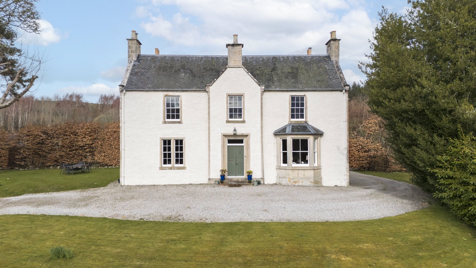 Kilmorack House