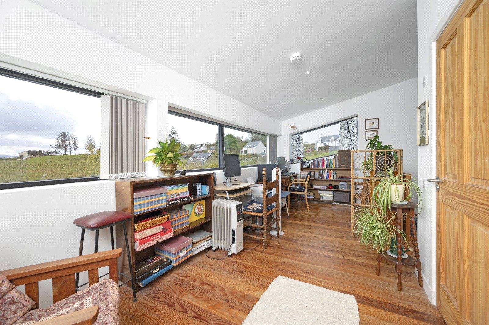 Bedroom/Office