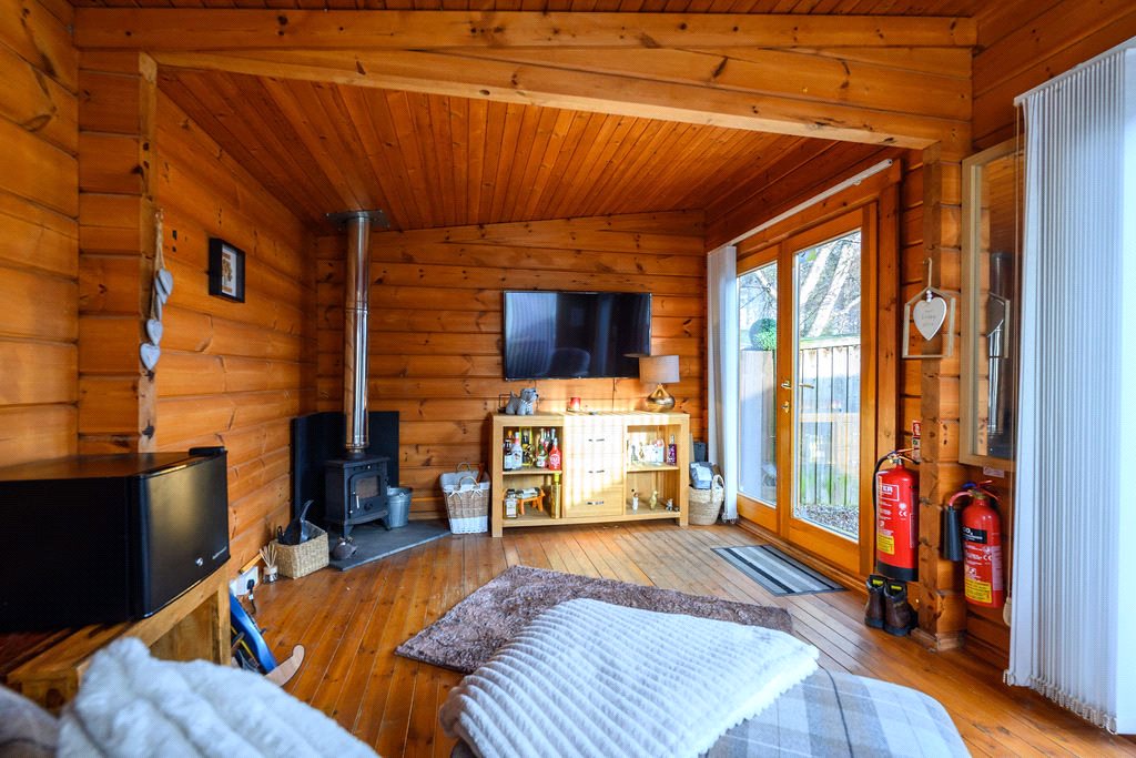 Log Cabin