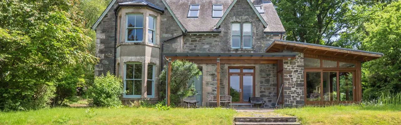 Private villa on the shores of Loch Ard: Glencleland House 1