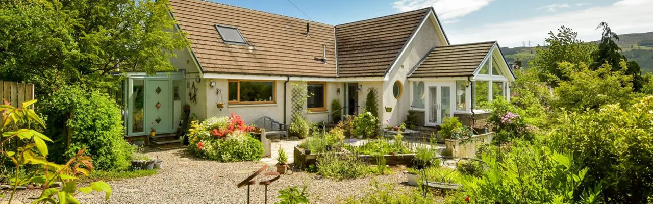Village Living In Highland Perthshire: Pinetrees Image 1