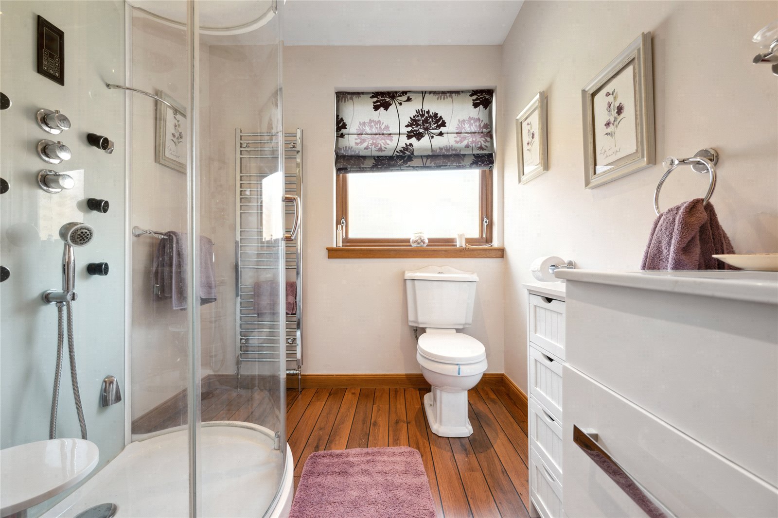 En Suite Shower Room