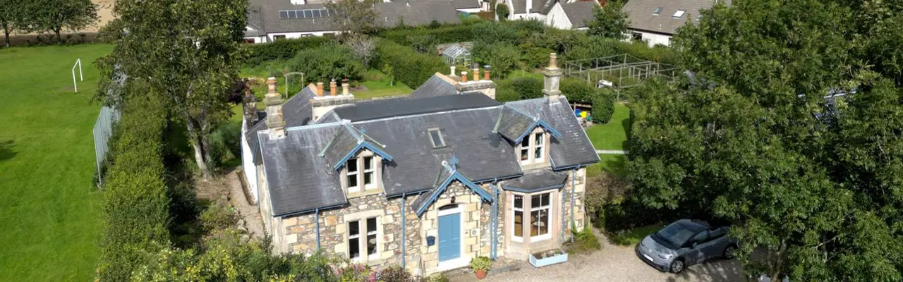 Village house with its own climbing wall and cinema : St. Margaret’S, Galbraith (1)