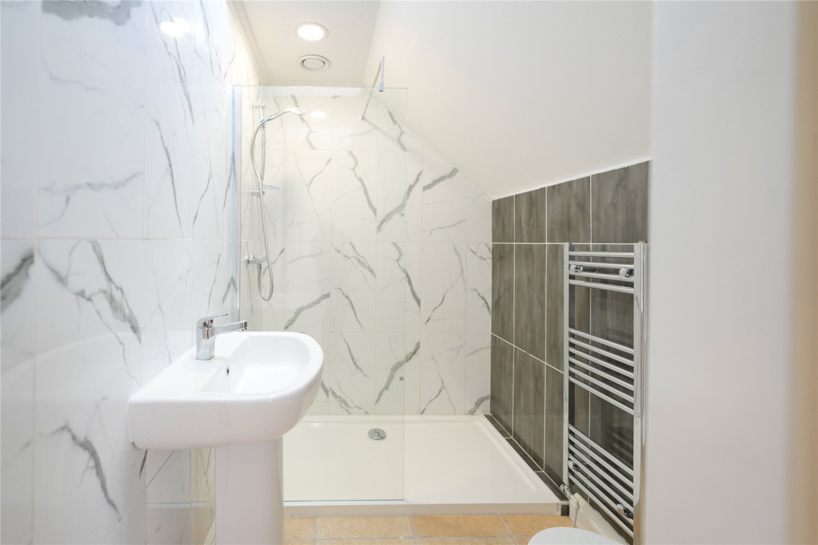 En-Suite Shower Rm