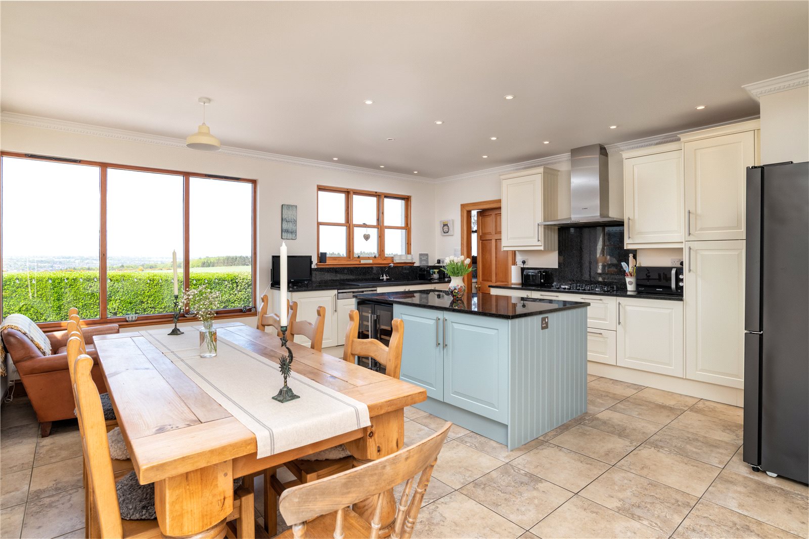 Dining Kitchen