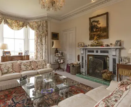 Historic Victorian Lodge House in Ayrshire: 1649416405 Balgreen Lodge 5 808X455