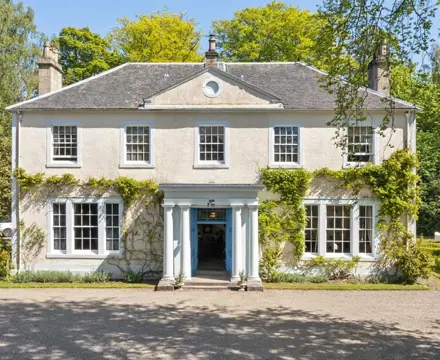 Elegant Georgian House with 60 acres of grounds, woodland and pretty cottage: Str250063 01