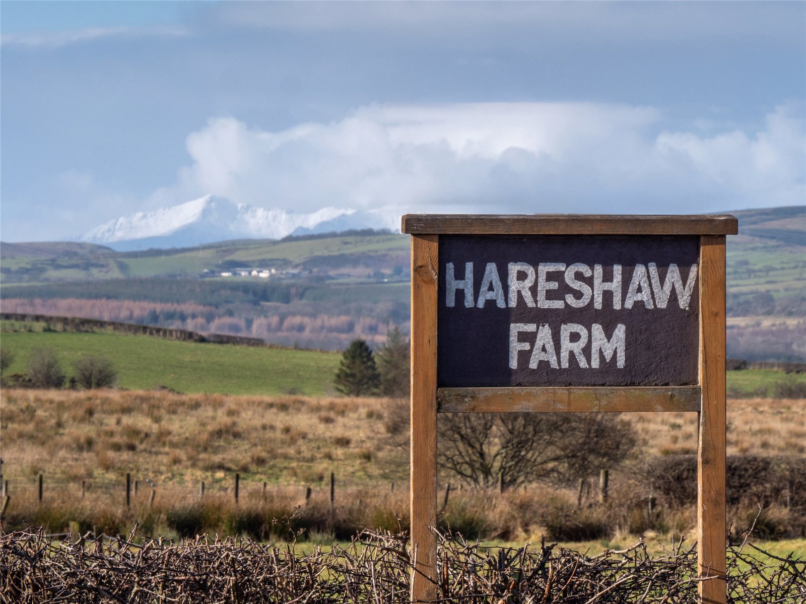 Hareshaw Farm Sign
