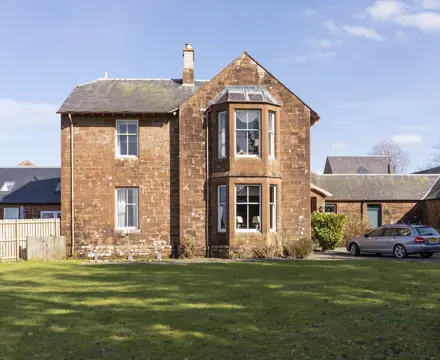 Historic Victorian Lodge House In Ayrshire: Balgreen Lodge 1
