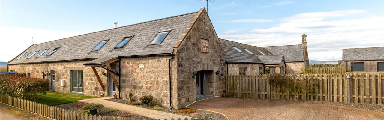 Five-bedroom steading conversion in prime Aberdeenshire setting: Achath Steading 1