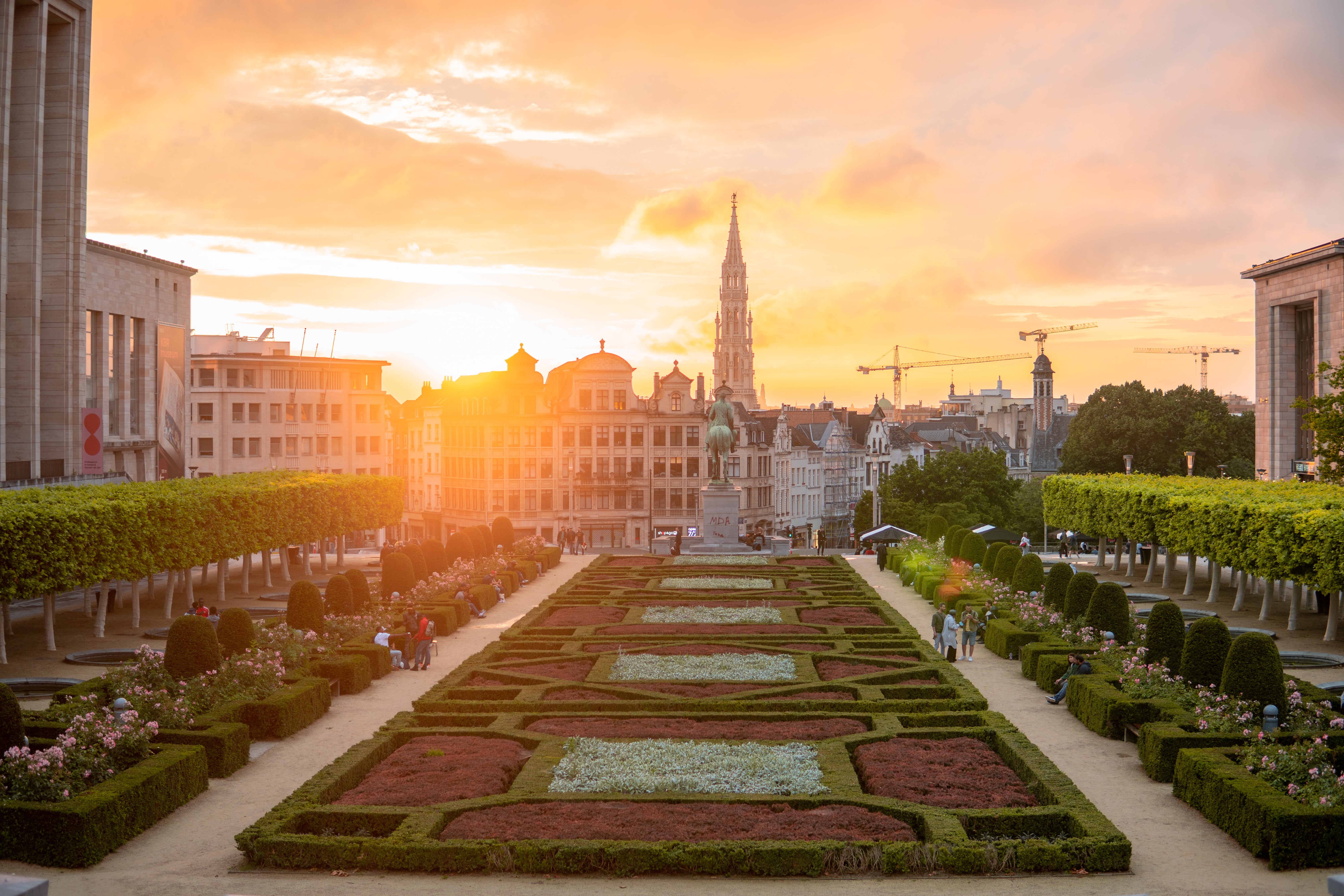 Brussels Kings Place during sunset