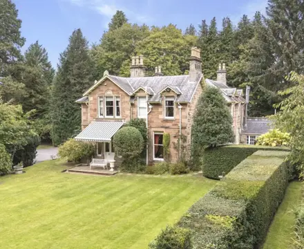  On the Market With Galbraith : On The Market 1