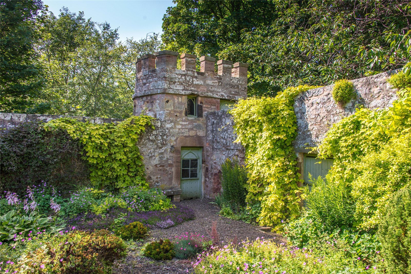 Summer House