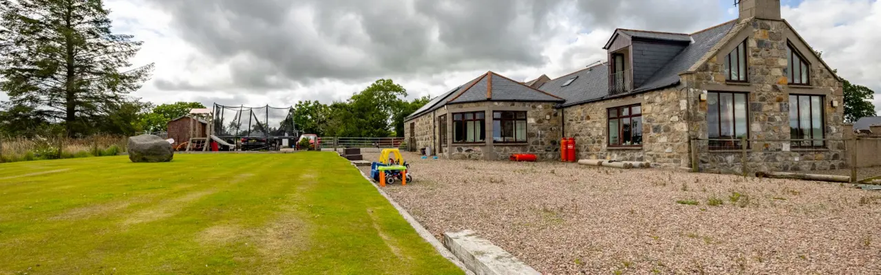 Expansive family home with ten bedrooms, snooker room and workshop : Millview House | News | Galbraith