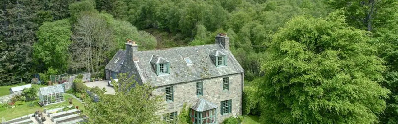 Superb Former Manse with Steading in Beautiful Speyside: 1655196270 Old Manse Of Craggan 1 808X455