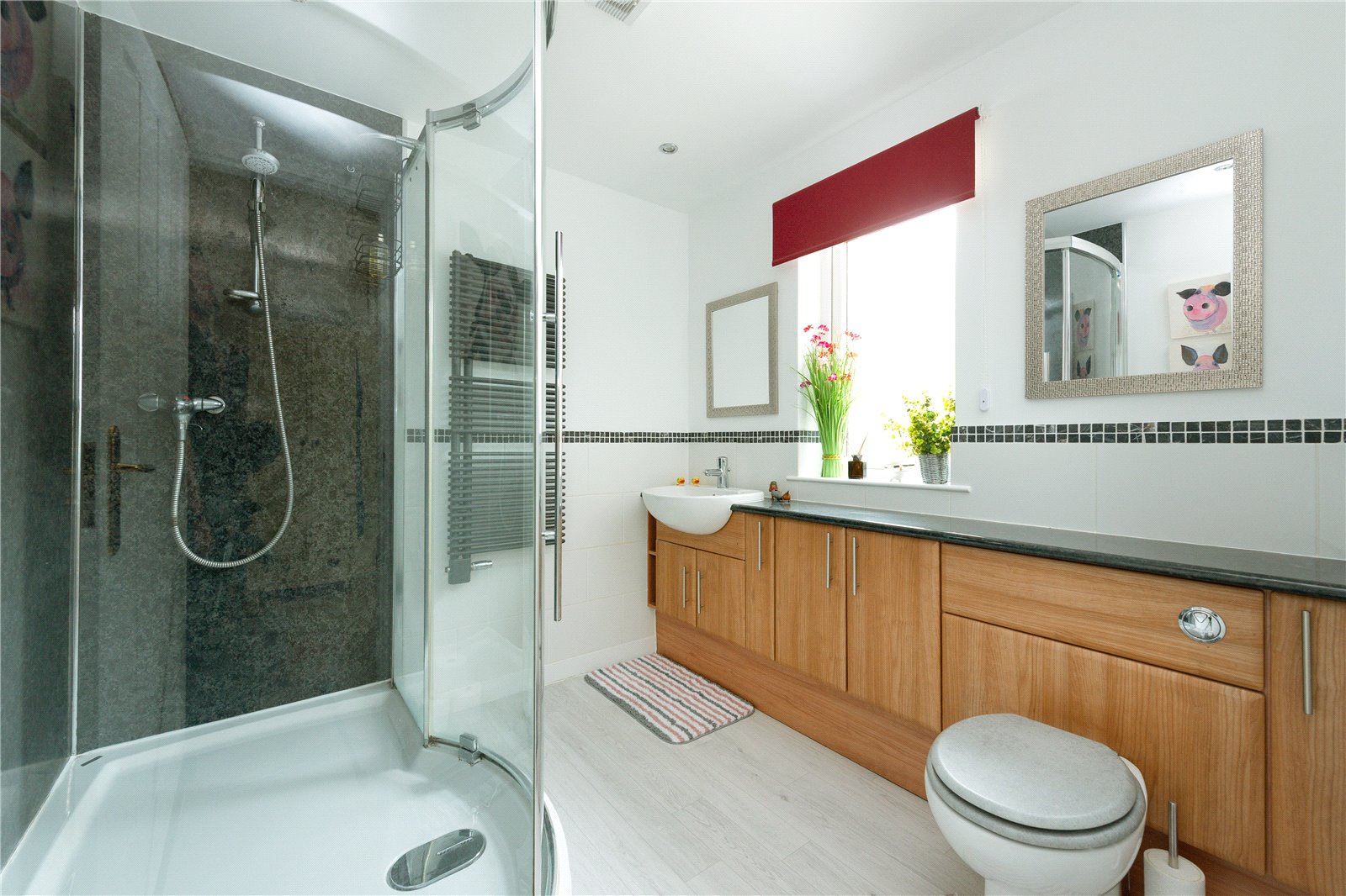 Ensuite