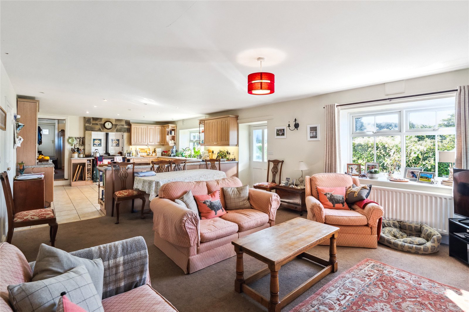 Sitting Room/Kitchen